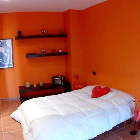 3 Bedrooms House With Jacuzzi Furnished Terrace And Wifi At 5 Km Away From The *