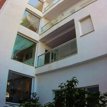 3 Bedrooms House With Jacuzzi Furnished Terrace And Wifi At 5 Km Away From The Дом отдыха