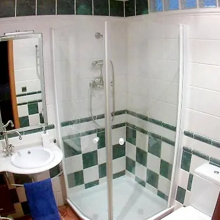 Дом отдыха 3 Bedrooms House With Jacuzzi Furnished Terrace And Wifi At 5 Km Away From The *